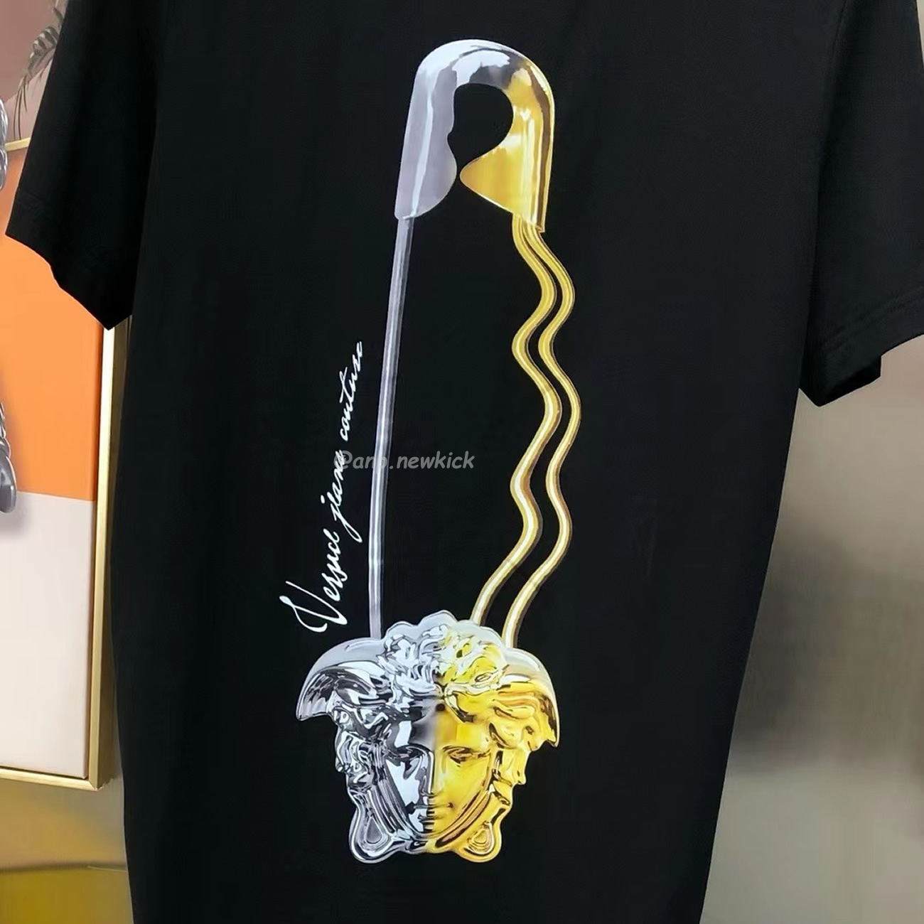 Versace Pattern Medusa Logo Printed Cotton T Shirt (7) - newkick.app